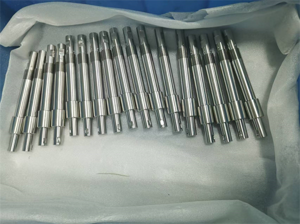 数控车床加工危废两种形式