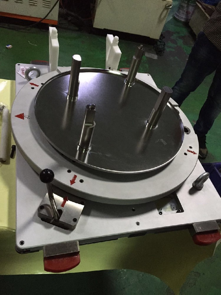 汽车行业生产线上使用的托盘远不止是简单的载物板，它们是连接自动化设备、实现高效精准生产的重要载体。